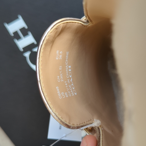 Coach Irene Shearling Mule Size 6 Platinum Champagne - Picture 11 of 11